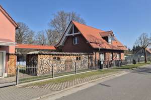 Viel Platz für Familie und Hobby – Einfamilienhaus mit vielen Extras in Roitzsch zu verkaufen! – Eilenburger Straße 4, 4880 Trossin – Vorschaubild 4