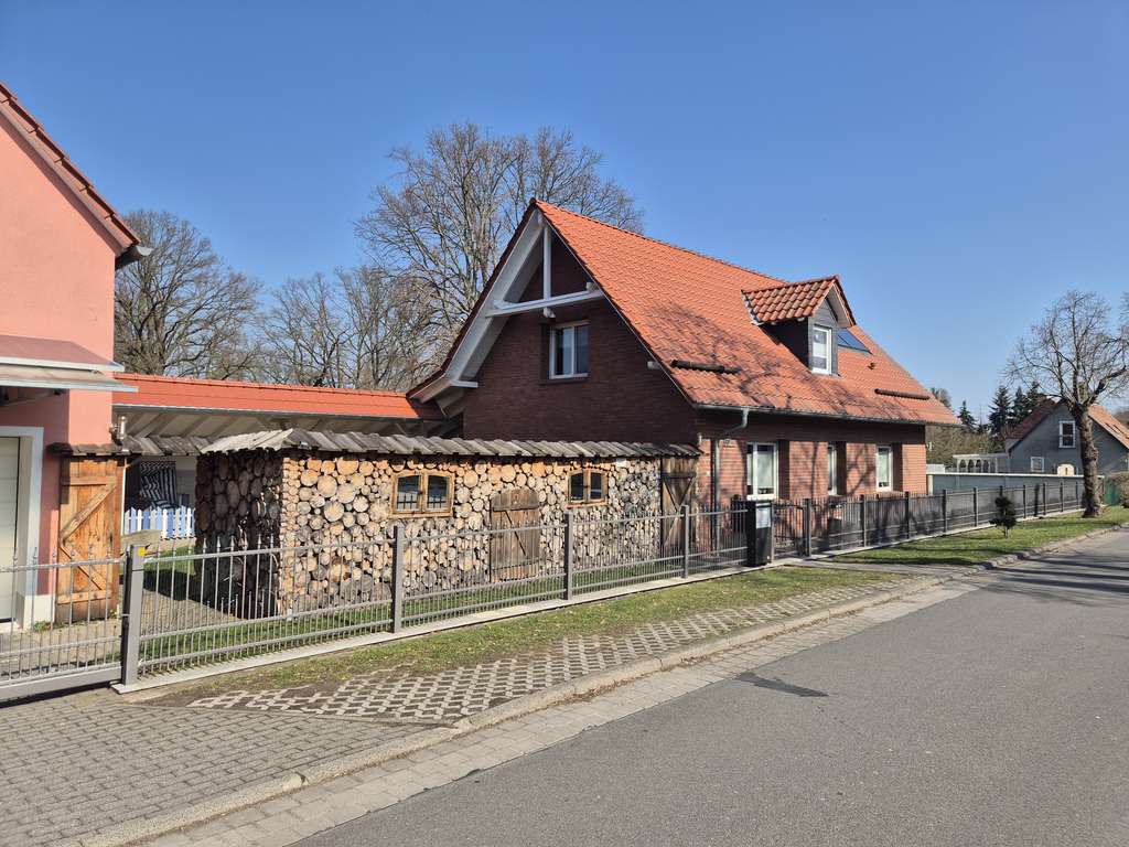 Immobilie in Dommitzsch - Viel Platz für Familie und Hobby – Einfamilienhaus mit vielen Extras in Roitzsch zu verkaufen! - Bild 3