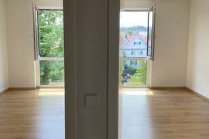 große Wohnung mit 3 SZ | sonniger Balkon | Einbauküche | Aufzug | TG – Abelsbergstraße 26D, 70190 Ostheim, Stuttgart – Vorschaubild 6
