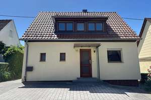 Wohnen im Grünen - Freies Einfamilienhaus auf großem Grundstück in S-Steinhaldenfeld!  – Die vollständige Adresse der Immobilie erhältst du vom Anbieter., 70378 Steinhaldenfeld, Stuttgart – Vorschaubild 1