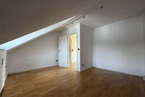Bezugsfrei! Attraktive 3-Zimmer-Dachgeschosswohnung im Herzen von Dachau! – Brucker Str. 1, 85221 Dachau – Vorschaubild 13