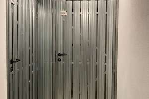 möblierte 1-Zimmer-Erdgeschoss- Wohnung mit Terrasse und Garten  – Höchstetter Str. 18a, 86154 Links der Wertach-Süd, Augsburg – Vorschaubild 19