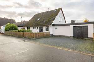 🌿 Einfamilienhaus mit Charakter, großem Garten und Pool – Raum für Ihre Wohnideen