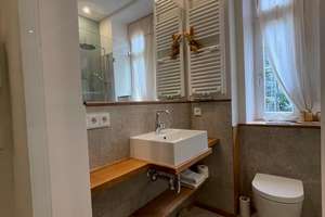 Erstbezug, Designrenovierte 1,5 Zimmer Altbau in ruhigem Hinterhof mit Balkon – Schlörstrasse 8, 80634 Neuhausen, München – Vorschaubild 14