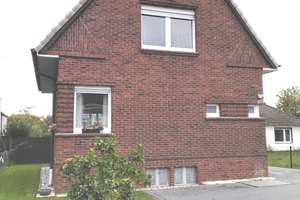 RESERVIERT!! Gemütliches Einfamilienhaus – stilvoll renoviert mit Vollkeller & kleinem Garten – Die vollständige Adresse der Immobilie erhältst du vom Anbieter., 48599 Gronau (Westfalen) – Vorschaubild 1