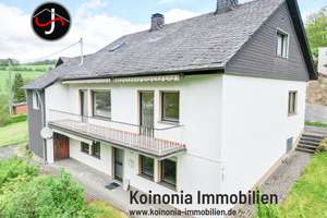 Einfamilienhaus mit zwei Garagen in Wilnsdorf - Rinsdorf