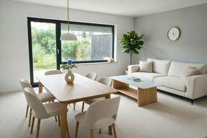 Gepflegtes Reihenmittelhaus in bester Wohnlage im Süden von Nürnberg – Die vollständige Adresse der Immobilie erhältst du vom Anbieter., 90455 Kornburg, Worzeldorf, Nürnberg – Vorschaubild 3