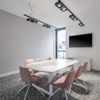 Privater Büroraum für 4 Person in Regus Unternehmerstadt