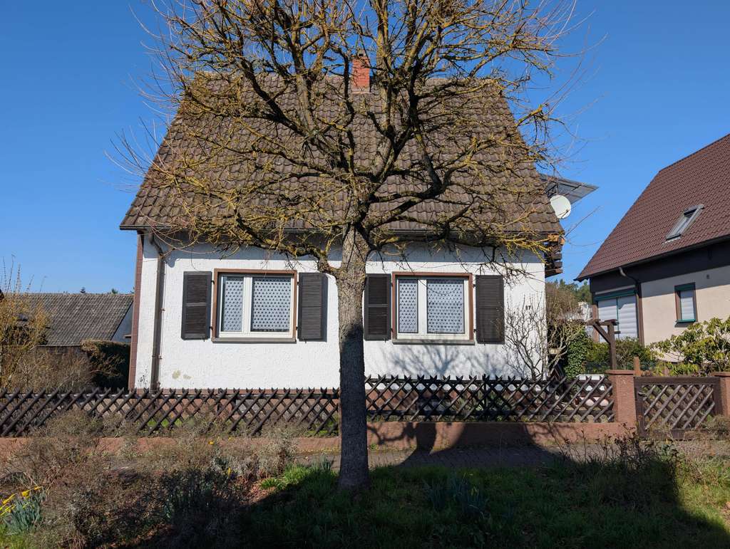 Immobilie in Enkenbach-Alsenborn - Ihr Projekt mit Zukunft: Haus auf 876 m² in Enkenbach-Alsenborn!  - Bild 1