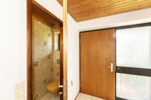 Split-Level-Architektur trifft Wohnkomfort – 
gepflegtes RMH mit Garage – Die vollständige Adresse der Immobilie erhältst du vom Anbieter., 89075 Eselsberg, Ulm – Vorschaubild 4