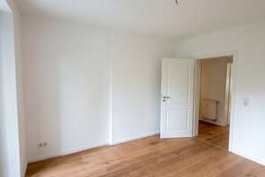 Frisch sanierte 3-R. Wohnung am Neustädter Markt in Lpz. zur Selbstnutzung oder Kapitalanlage – 4315 Neustadt-Neuschönefeld, Leipzig – Vorschaubild 18