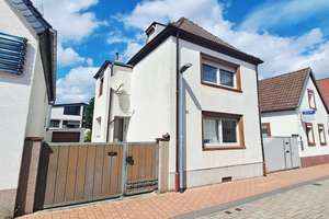ANGEBOT: 1 -  2 FAM.-Haus mit Garten in Bobenheim zum fairen Preis!