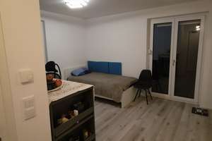 möblierte 1-Zimmer-Erdgeschoss- Wohnung mit Terrasse und Garten  – Höchstetter Str. 18a, 86154 Links der Wertach-Süd, Augsburg – Vorschaubild 8