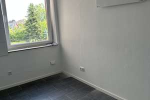 Modernisierte 3-Zimmer-Wohnung mit Balkon, Garage & Stellplatz in ruhiger Lage von Krefeld-Hüls – Die vollständige Adresse der Immobilie erhältst du vom Anbieter., 47839 Hüls, Krefeld – Vorschaubild 4