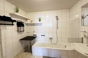 Helle 2-Zimmer Dachgeschosswohnung in Augsburg-Kriegshaber – Schmutterstraße 26, 86156 Kriegshaber, Augsburg – Vorschaubild 12