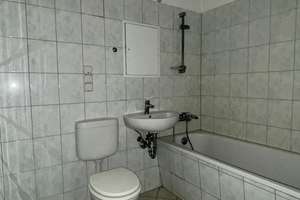Kuscheliges Single-Apartment in ruhiger Lage sucht einen neuen Bewohner!  – Kastanienallee 72, 12627 Hellersdorf, Berlin – Vorschaubild 4