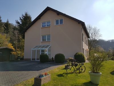 DACHGESCHOßWOHNUNG IN WALLENDORF - HELL, GEPFLEGT, SEHR RUHIG, 2 STELLPLÄTZE / GRENZNÄHE LUXEMBURG