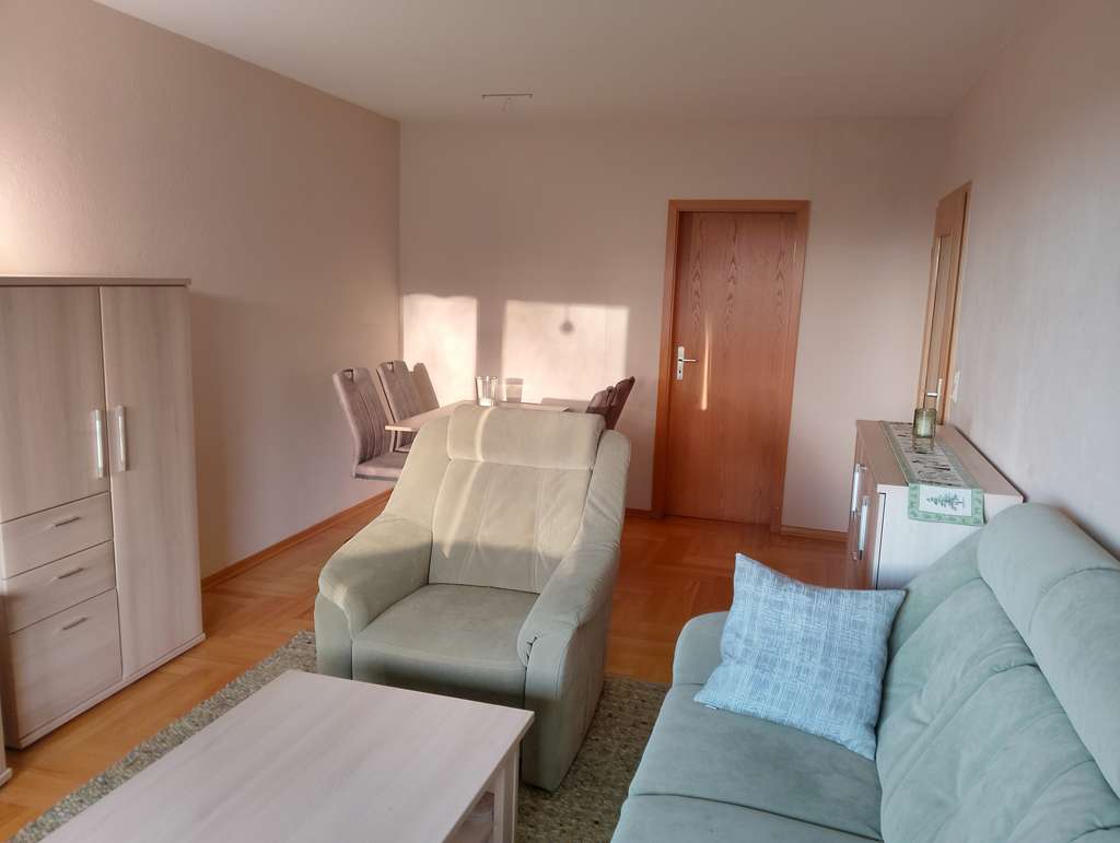 Immobilie in Grimmen - 3-Zimmer Wohnung mit Balkon und Stellplatz in Grimmen - Bild 3