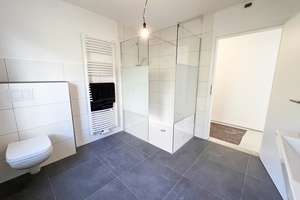 VERKAUFT - barrierefreie Neubauwohnung mit sonnigem Balkon in guter Lage – Die vollständige Adresse der Immobilie erhältst du vom Anbieter., 57078 Birlenbach, Siegen – Vorschaubild 5