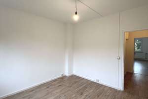 Helle 3-Zimmer Wohnung mit Balkon und EBK – Wolgograder Allee 66, 9123 Hutholz, Chemnitz – Vorschaubild 7