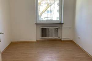 Helle 3-Zi.-Wohnung mit Südbalkon – Max-Schott-Straße 11, 85057 Nordwest, Ingolstadt – Vorschaubild 4