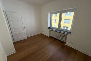 Hochwertig sanierte 2-Zimmer-Wohnung mit Balkon in Düsseldorf-Oberkassel – 40545 Oberkassel, Düsseldorf – Vorschaubild 5