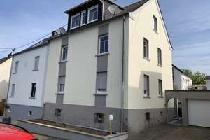 Charmante Maisonette-Wohnung in Holzheim – modern, großzügig und mit viel Wohnkomfort