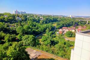 Sofort freie Wohnung mit Balkon, Aufzug & Stellplatz - provisionsfrei – Suttnerstraße 36, 70437 Freiberg, Stuttgart – Vorschaubild 2