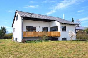 Platz für die ganze Familie! Haus mit großzügigem Garten – Die vollständige Adresse der Immobilie erhältst du vom Anbieter., 75050 Gemmingen – Vorschaubild 12
