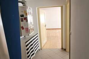 Historische 3-Zimmer-Wohnung in zentraler Lage – Fünftes Quergäschen 1, 86152 Jakobervorstadt-Nord, Augsburg – Vorschaubild 2