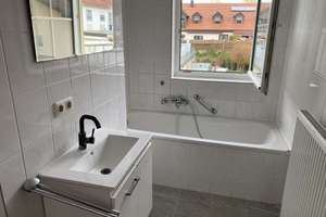 Zentrumsnahe 4-Zimmer Wohnung mit tollem Südbalkon in Erding zu vermieten! – Die vollständige Adresse der Immobilie erhältst du vom Anbieter., 85435 Erding – Vorschaubild 12
