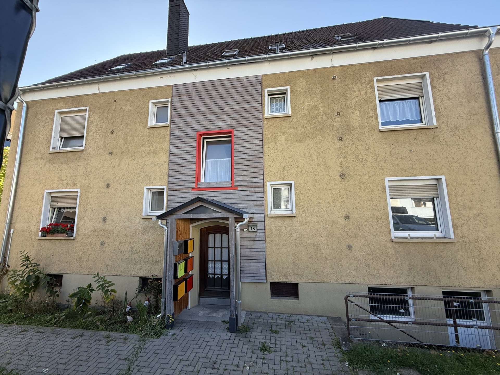 Sanierungsbedürfte 2-Zimmer-Wohnung in Lahnstein, optional mit Carport oder Stellplatz zu verkauf, Rhein Lahn Kreis – Bild 2