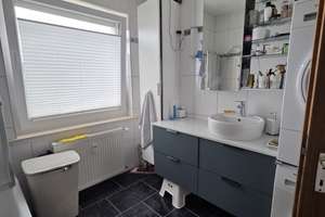 Moderne kernsanierte 3 Zimmer Wohnung mit Einbauküche  – Föhrenstraße 6, 33649 Brackwede, Bielefeld – Vorschaubild 9
