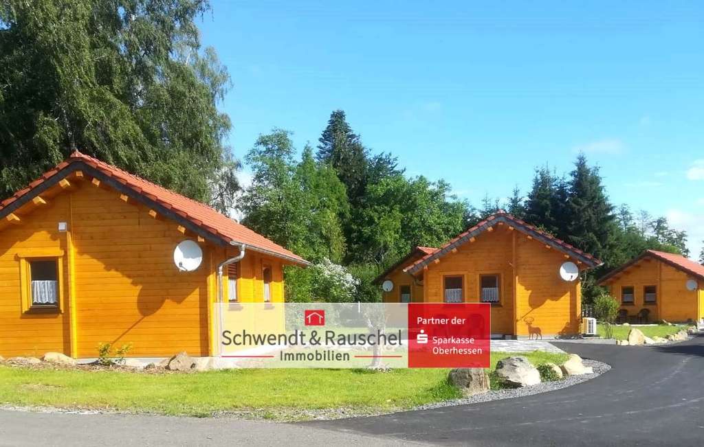 Immobilie in Grebenhain - Gasthof – Ferienhäuser – Wohnungen im Grünen in Ilbeshausen-Hochwaldhausen - Bild 0