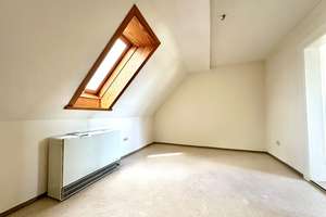 Charmantes Einfamilienhaus mit Garten, Scheune in beliebter Lage! Sofort frei! – Die vollständige Adresse der Immobilie erhältst du vom Anbieter., 95500 Heinersreuth – Vorschaubild 7
