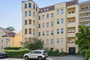Exklusives Altbau-Juwel in Berlin-Steglitz: 2-Zimmer-Wohnung in grüner Toplage – Die vollständige Adresse der Immobilie erhältst du vom Anbieter., 12167 Steglitz, Berlin – Vorschaubild 1