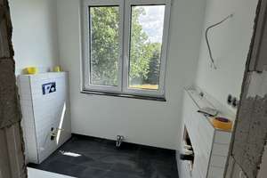 Alltagstaugliches Doppelhaus mit 4,5 Zimmern in Ostrohe – Die vollständige Adresse der Immobilie erhältst du vom Anbieter., 25746 Ostrohe – Vorschaubild 8