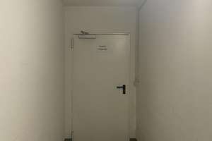 Sonnige Penthousewohnung mit Küche - 3 ZKB mit Terrasse, Keller und 2 x Stellplatz – Renettenstr. 2, 60435 Preungesheim, Frankfurt am Main – Vorschaubild 9