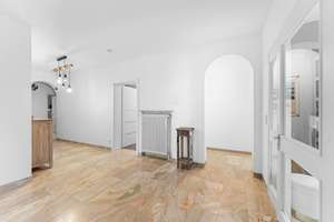 Property thumbnail 22