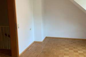 Gepflegtes Reihenendhaus mit 4 Zimmern in Bürgstadt – Die vollständige Adresse der Immobilie erhältst du vom Anbieter., 63927 Bürgstadt – Vorschaubild 6