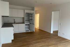 Perfekt geschnittene 4-Zimmer-Wohnung mit Einbauküche, Balkon (Loggia) und Gäste-Bad! – Biedenkopfer Str. 44-54, 13507 Berlin – Vorschaubild 9