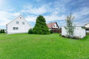 Ihr Wohntraum: Haus im Grünen mit Bauplatzreserve – Die vollständige Adresse der Immobilie erhältst du vom Anbieter., 89367 Waldstetten – Vorschaubild 4