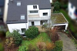 Durchmodernisiertes Zweifamilienhaus in Toplage am Leimenberg – Die vollständige Adresse der Immobilie erhältst du vom Anbieter., 64625 Bensheim – Vorschaubild 1