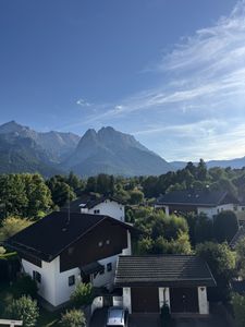 Moderne 68qm Wohnung mit traumhaftem Zugspitzblick