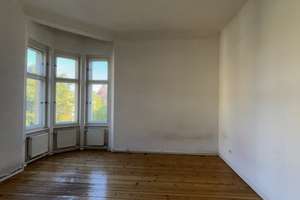 Charmante 4-Zimmer-Altbauwohnung mit hohen Decken und klassischem Flair – Die vollständige Adresse der Immobilie erhältst du vom Anbieter., 12205 Lichterfelde, Berlin – Vorschaubild 3