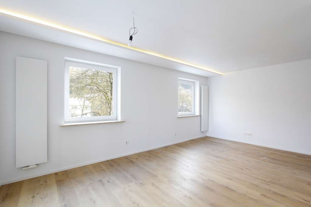 Immobilie in Bad Abbach - Vermietete, kernsanierte Wohnung mit riesiger Dachterrasse + inkl. Bauträgergarantie - Bild 3