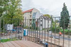 Für Ihre Familie! 3 Zimmer Wohnung mit EBK sowie Balkon und Erker – Schlossallee 9a, 13156 Berlin – Vorschaubild 2