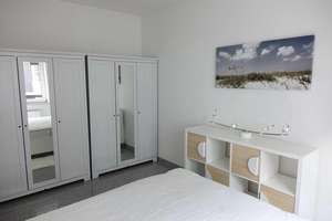 Wohnen mit Charakter: 2-Zimmer-Wohnung in zentraler Lage. Voll möbliert und eingerichtet – 40211 Stadtmitte, Düsseldorf – Vorschaubild 4