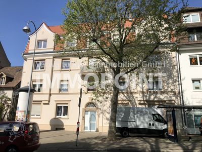 ** Erstbezug nach Sanierung = Top sanierte Altbauwohnung mit Balkon in Baden Baden! **