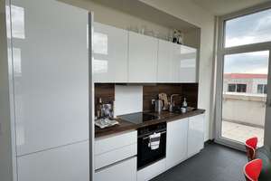 * Penthouse mit Dachterrasse und Kamin direkt am Postplatz - ID 4502 * – Die vollständige Adresse der Immobilie erhältst du vom Anbieter., 1067 Innere Altstadt, Dresden – Vorschaubild 9